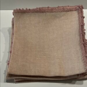 Busatti Pink Fringed  Linen Napkin